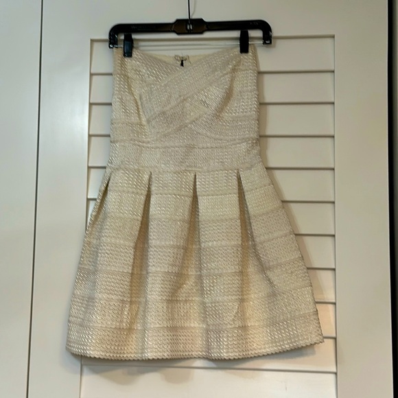 L’ATISTE By Amy Strapless Mini - Picture 1 of 8